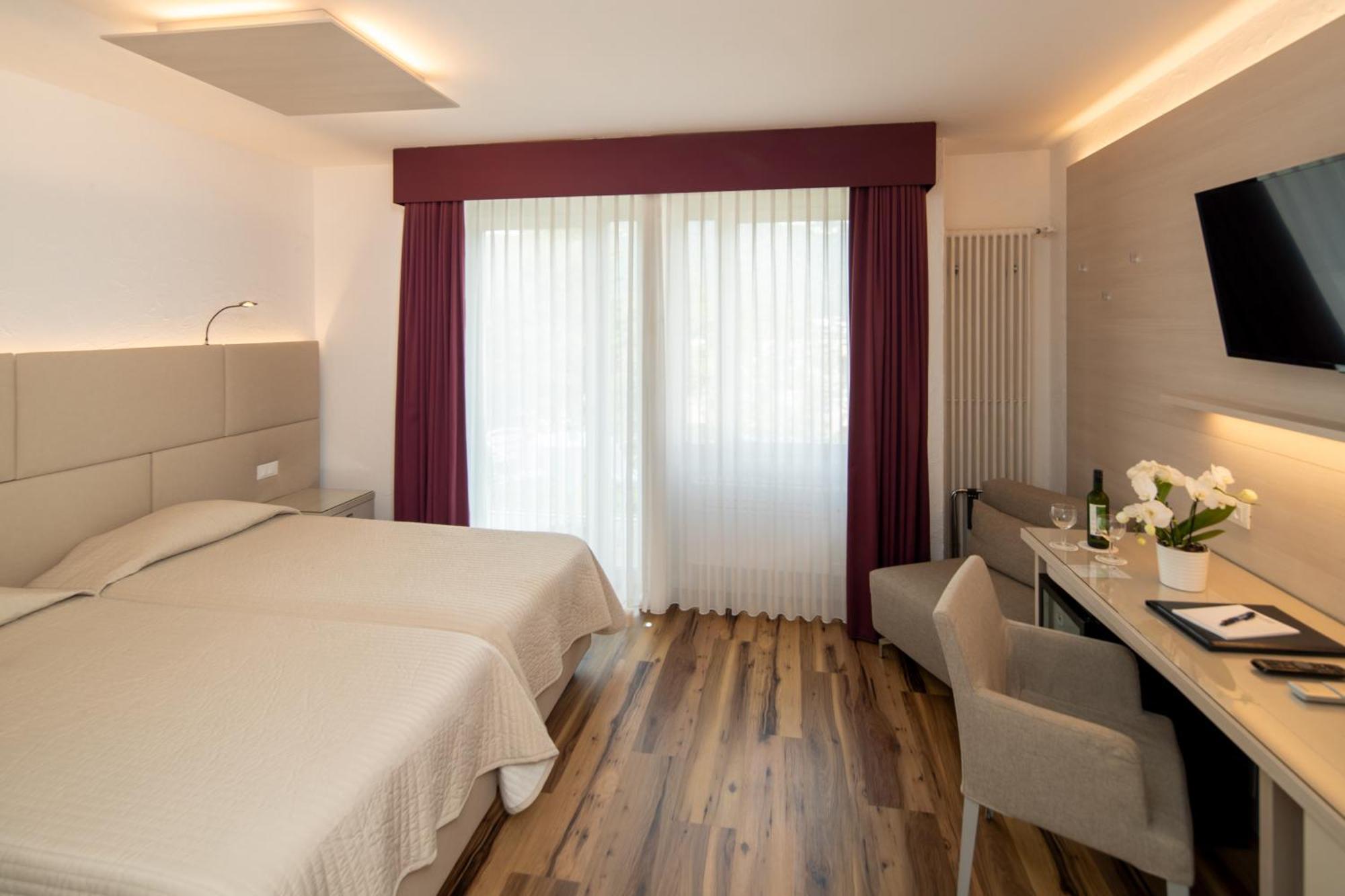 Hotel Campione 3*